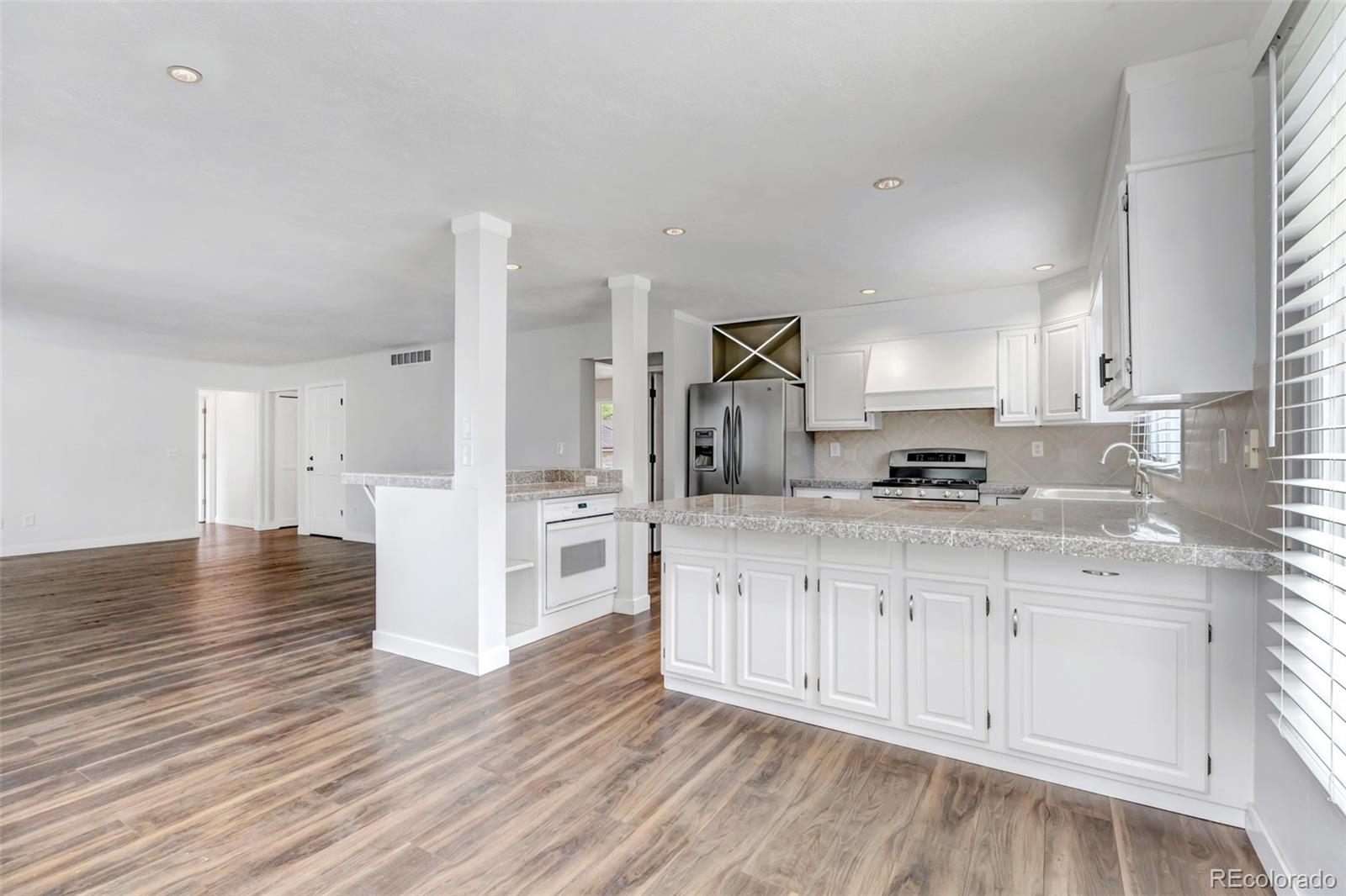MLS Image #10 for 7533 s mount zirkel ,littleton, Colorado