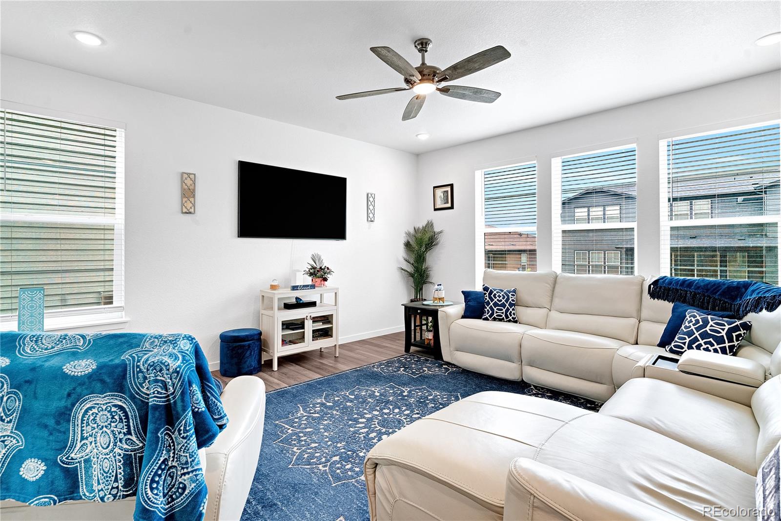 MLS Image #3 for 3977 n catawba way,aurora, Colorado