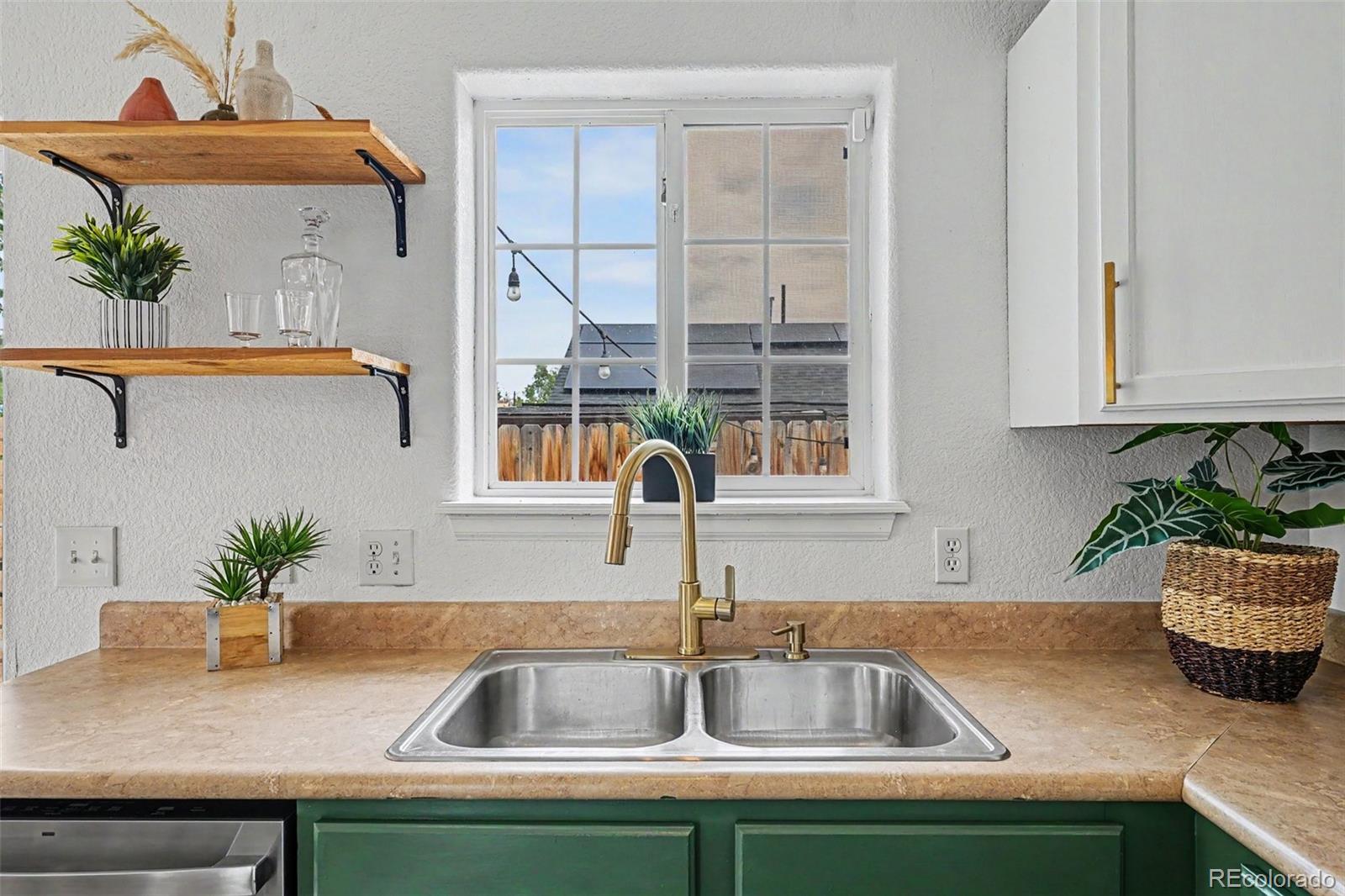 MLS Image #10 for 620 s stuart street,denver, Colorado