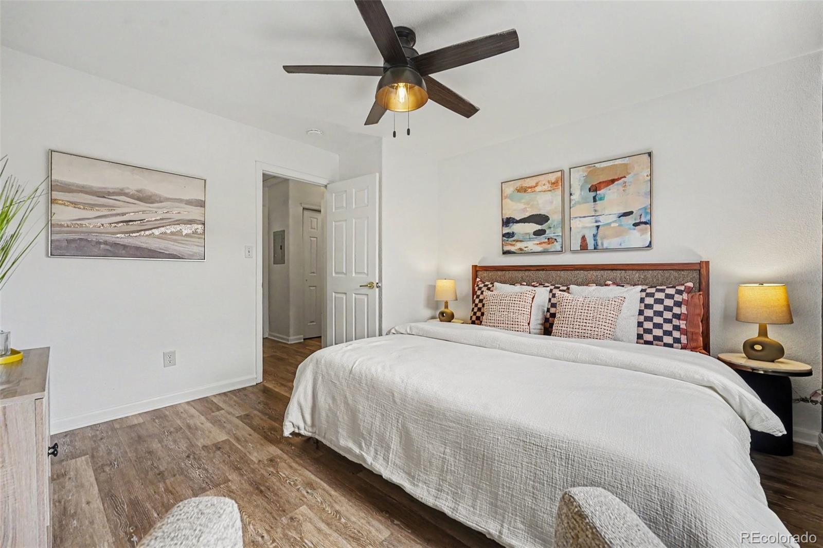 MLS Image #11 for 620 s stuart street,denver, Colorado