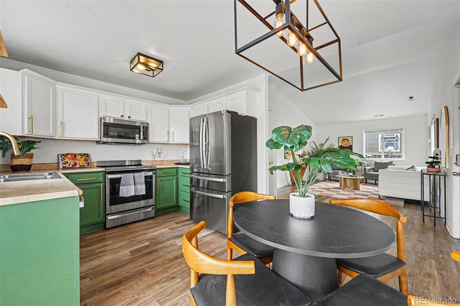 MLS Image #8 for 620 s stuart street,denver, Colorado