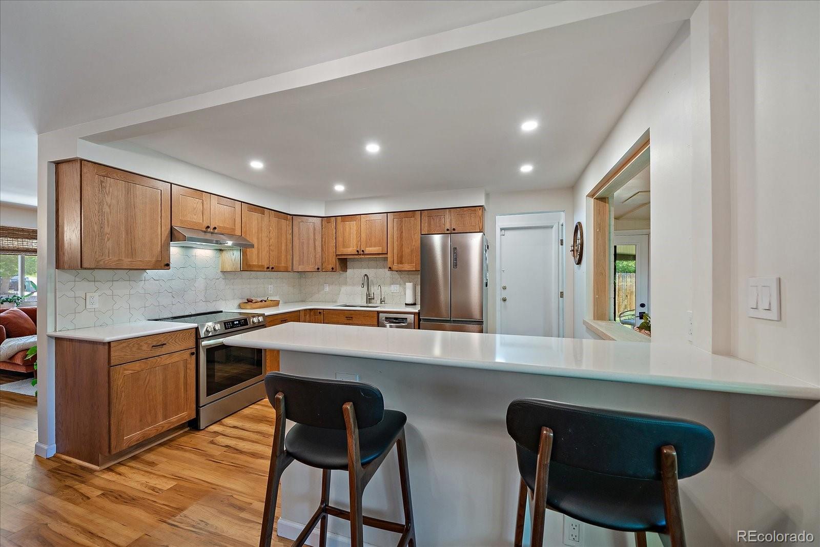 MLS Image #8 for 4981 w tufts avenue,denver, Colorado