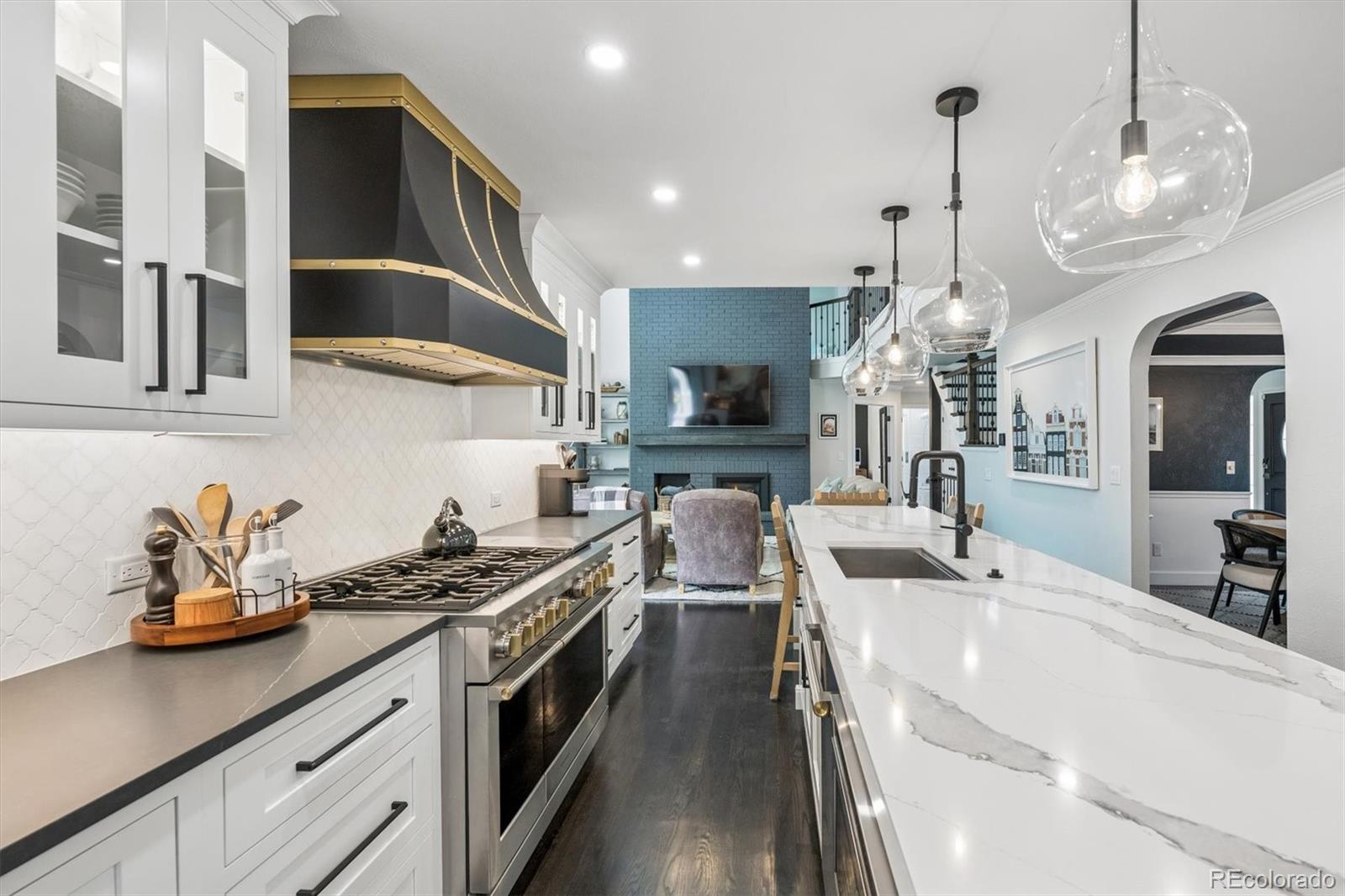 MLS Image #17 for 5267 s geneva street,englewood, Colorado