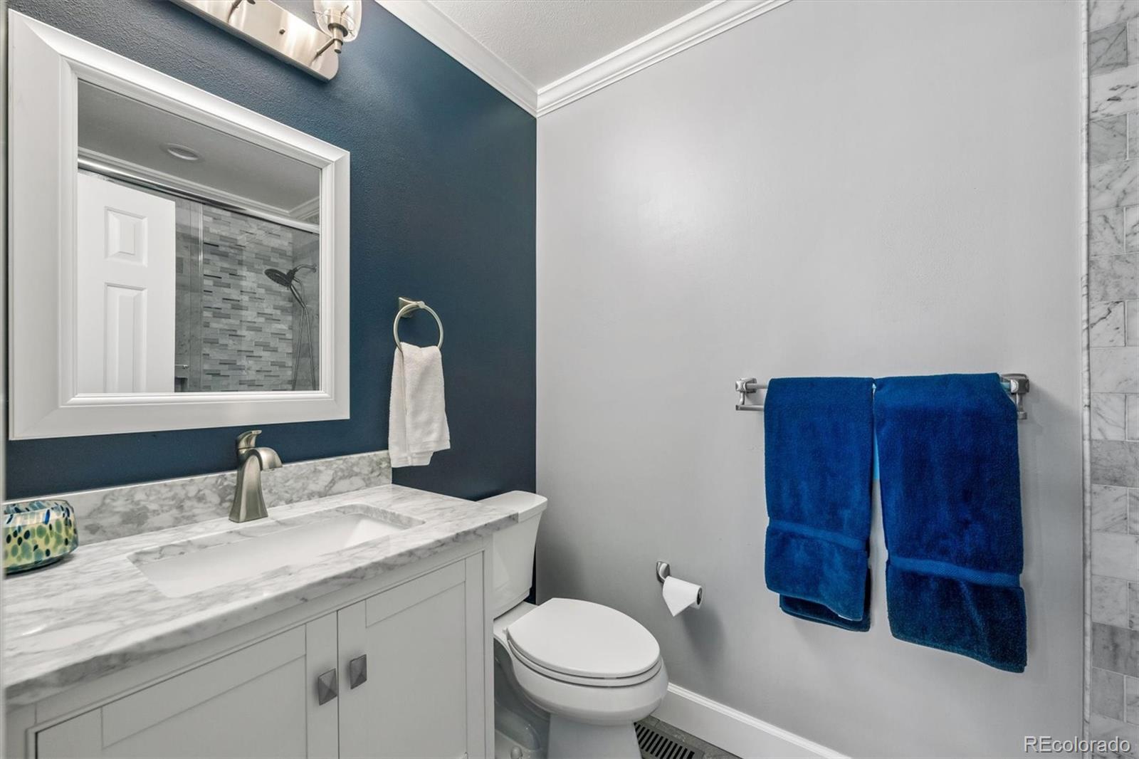 MLS Image #28 for 5267 s geneva street,englewood, Colorado