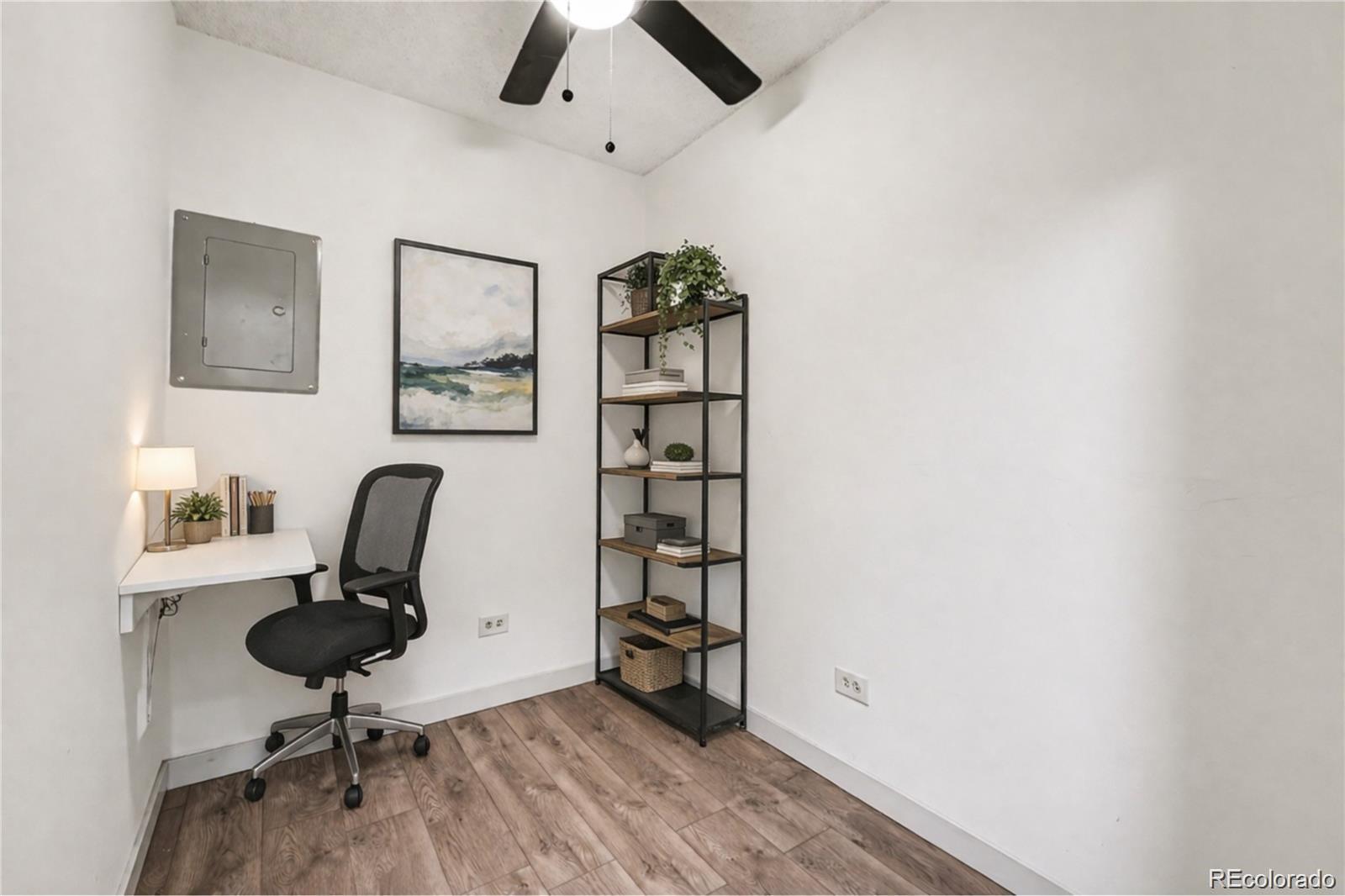 MLS Image #11 for 300 s clinton street,denver, Colorado