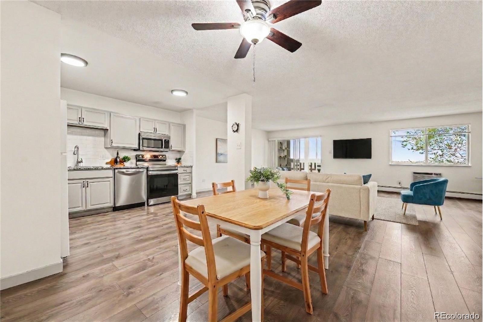 MLS Image #8 for 300 s clinton street,denver, Colorado