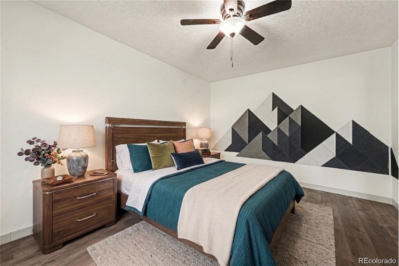 MLS Image #9 for 300 s clinton street,denver, Colorado