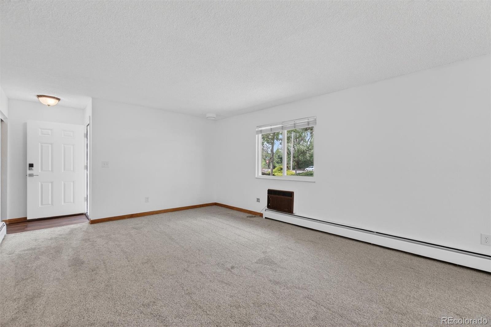 MLS Image #9 for 92  newark street a,aurora, Colorado