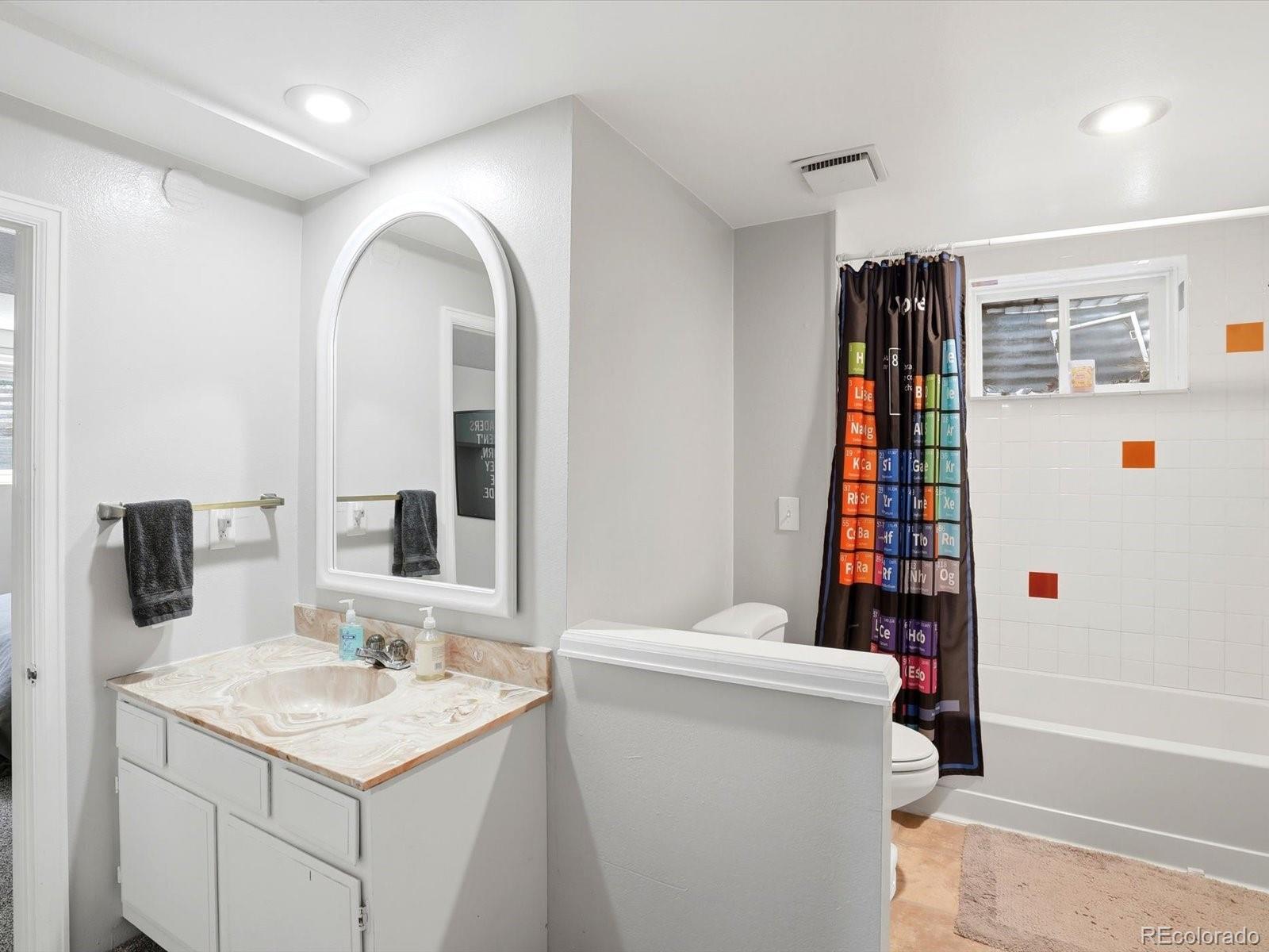 MLS Image #34 for 11972 e louisiana avenue,aurora, Colorado