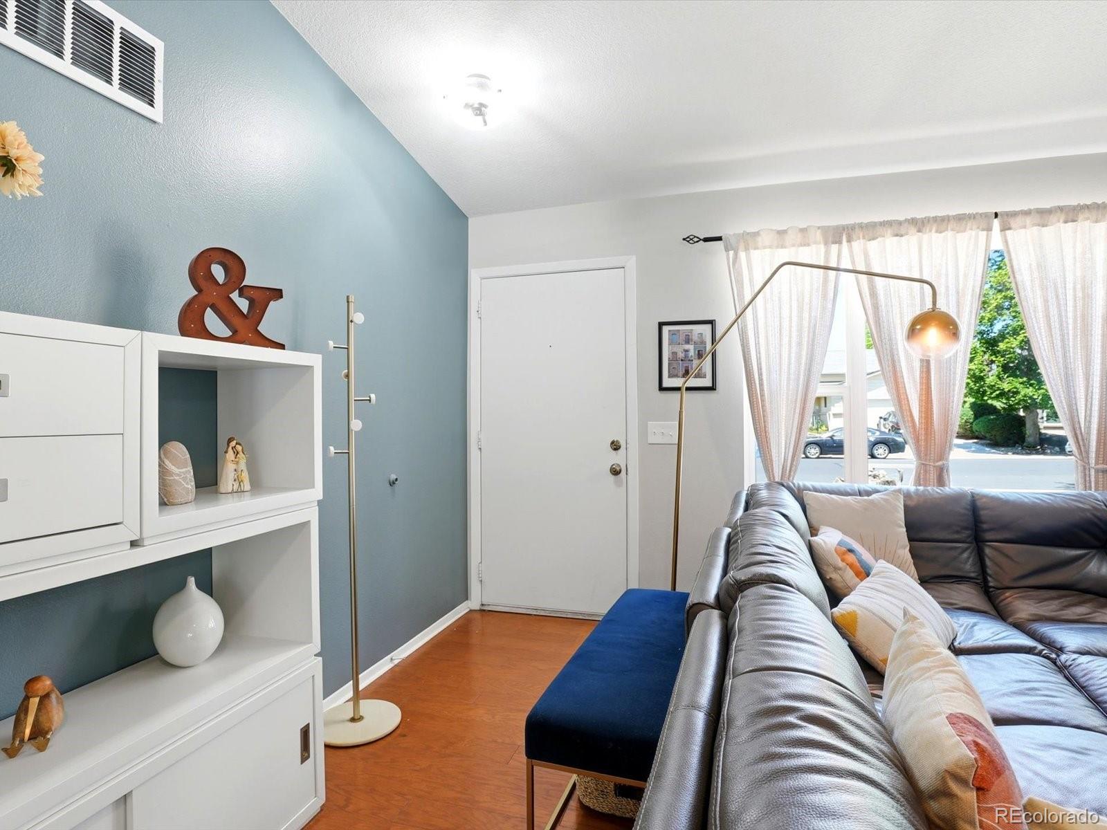MLS Image #7 for 11972 e louisiana avenue,aurora, Colorado