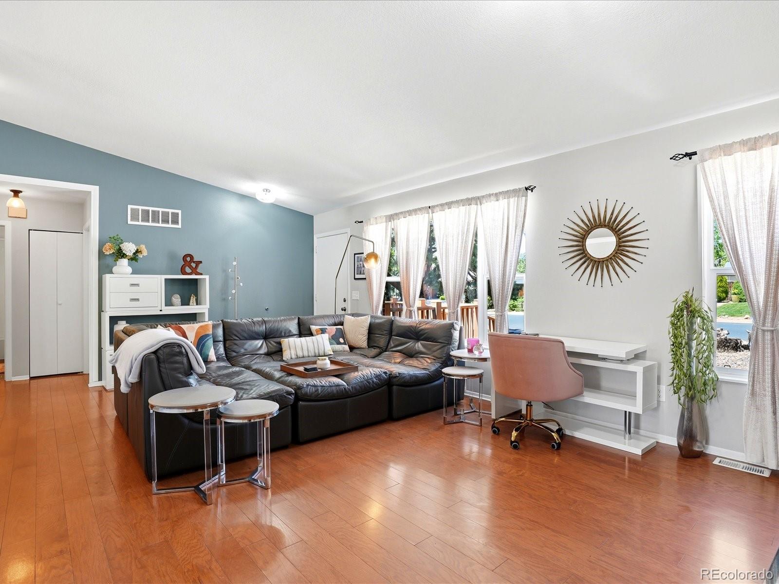 MLS Image #8 for 11972 e louisiana avenue,aurora, Colorado