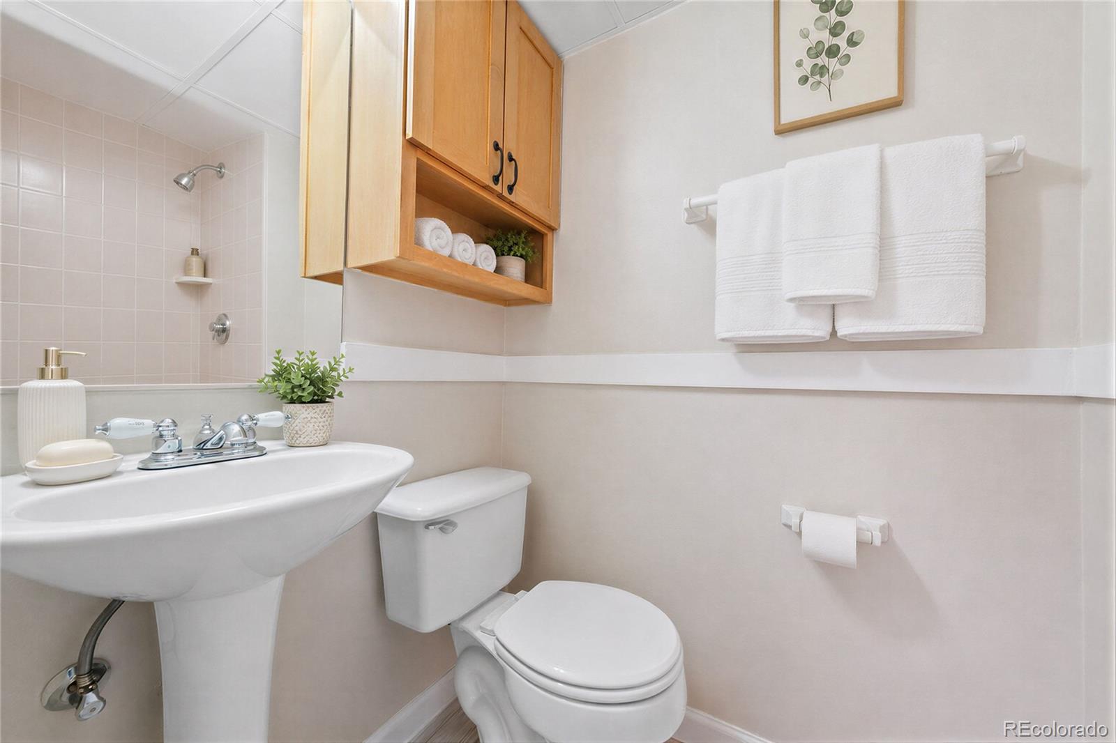MLS Image #23 for 2225  buchtel boulevard,denver, Colorado