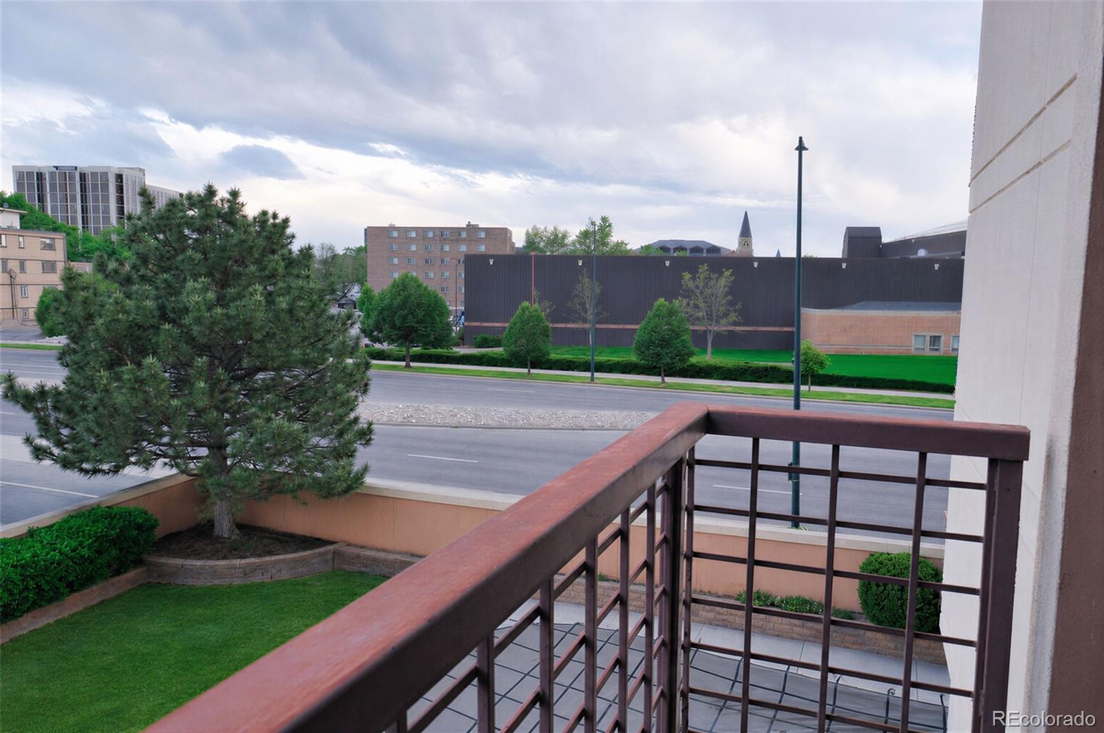 MLS Image #26 for 2225  buchtel boulevard,denver, Colorado