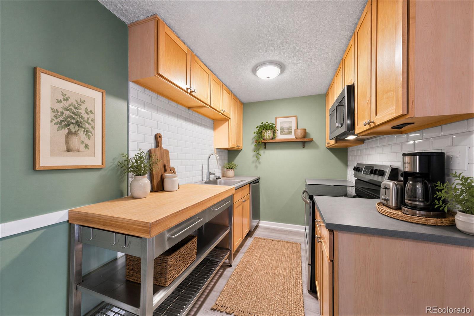 MLS Image #9 for 2225  buchtel boulevard,denver, Colorado