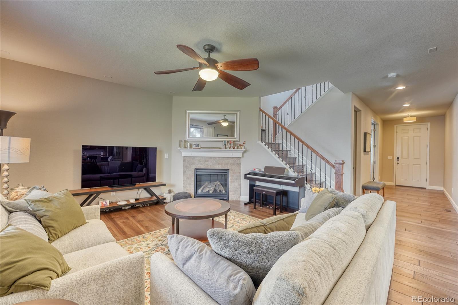 MLS Image #2 for 6641 s kellerman way,aurora, Colorado