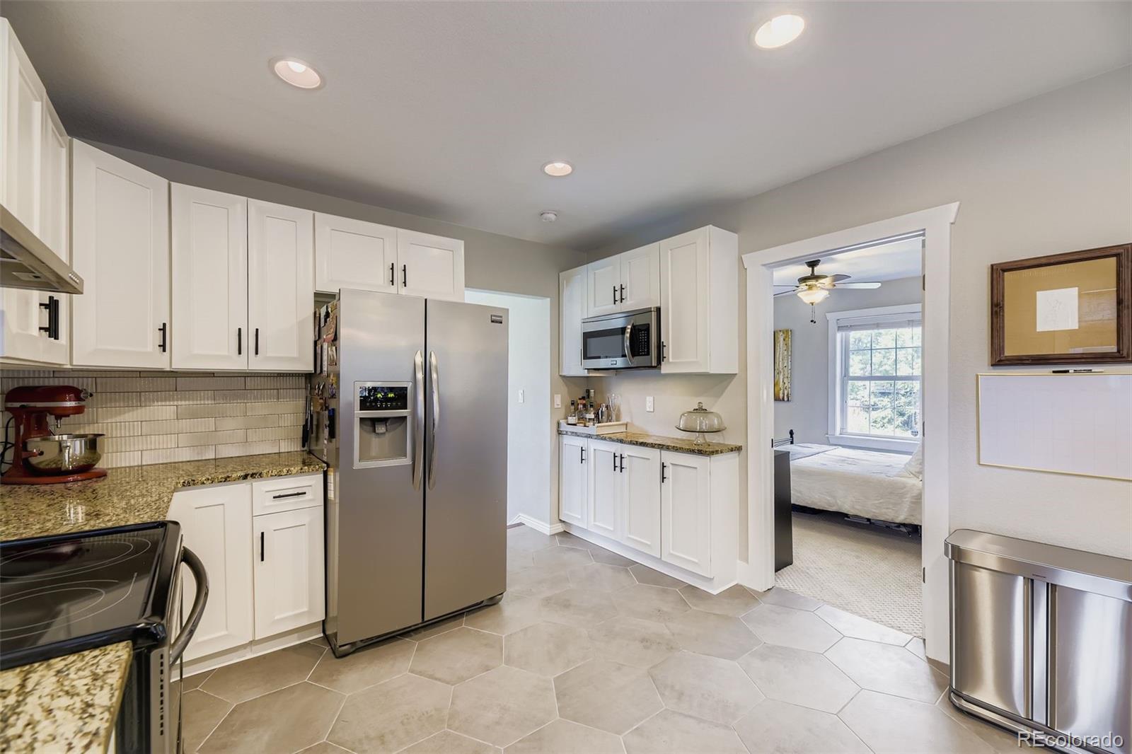 MLS Image #12 for 801 s krameria street,denver, Colorado