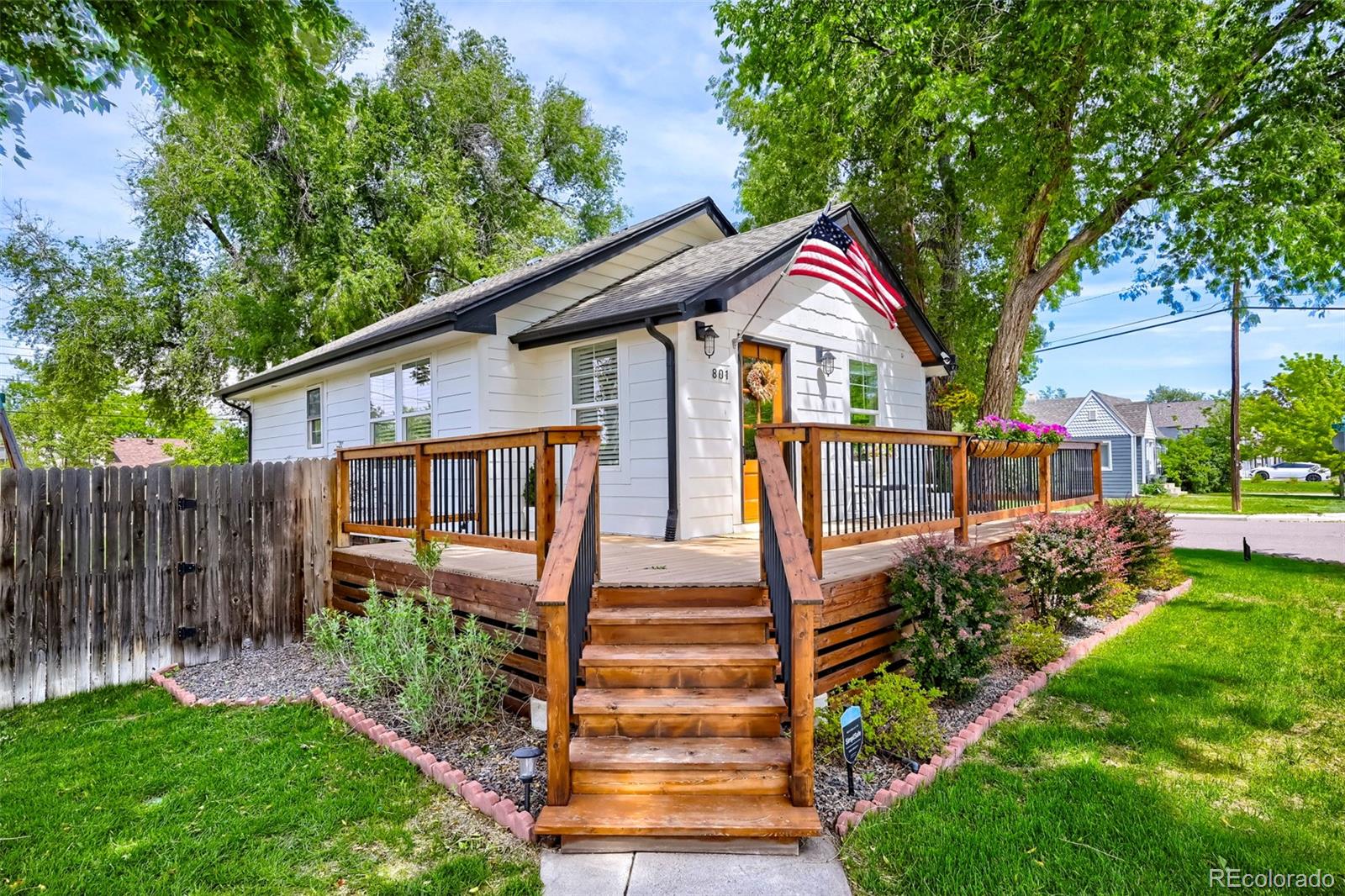 MLS Image #5 for 801 s krameria street,denver, Colorado