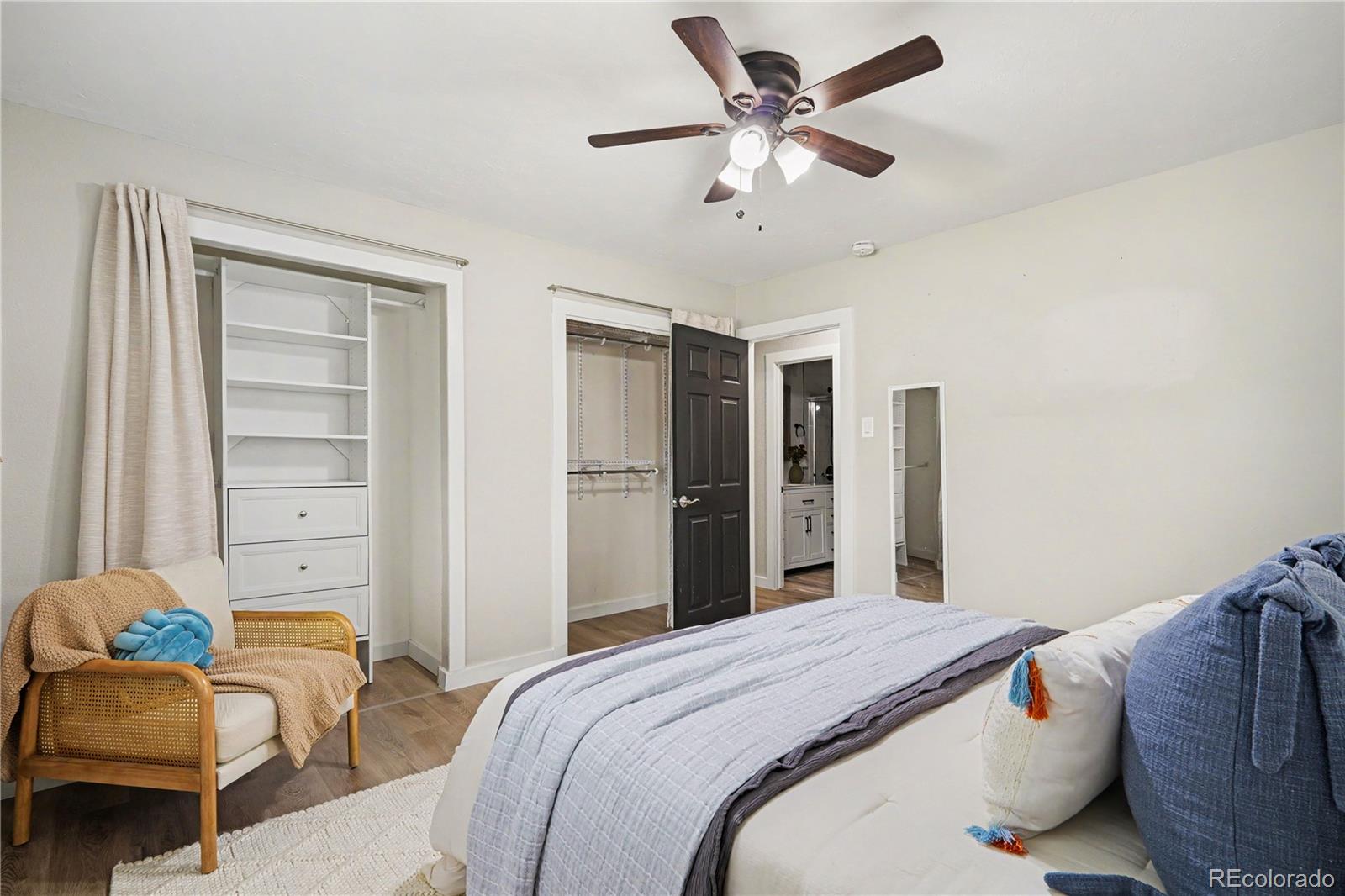 MLS Image #13 for 3400 s holly street,denver, Colorado