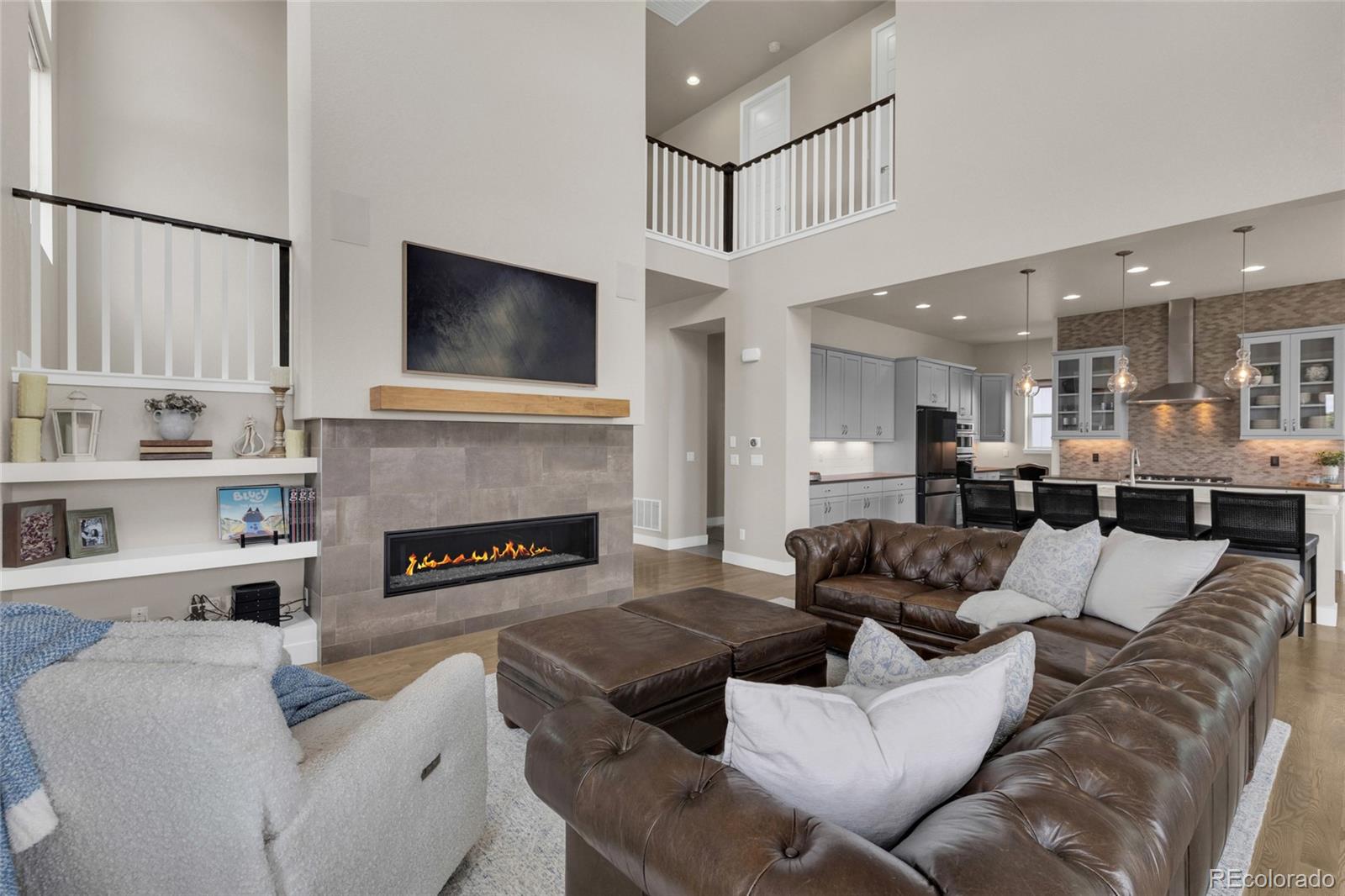 MLS Image #10 for 10401  maplebrook way,highlands ranch, Colorado
