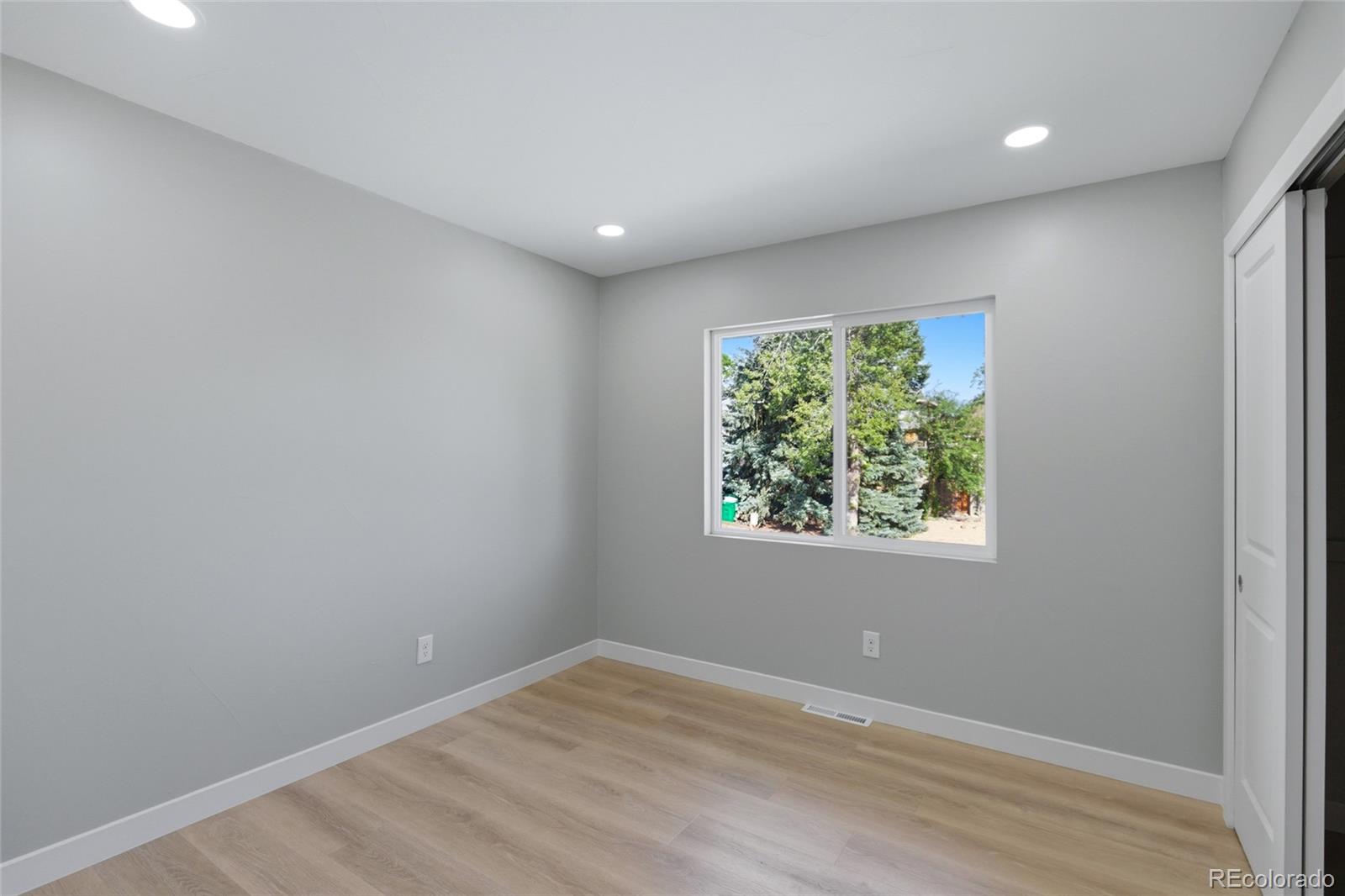 MLS Image #8 for 12463 w maryland drive,lakewood, Colorado