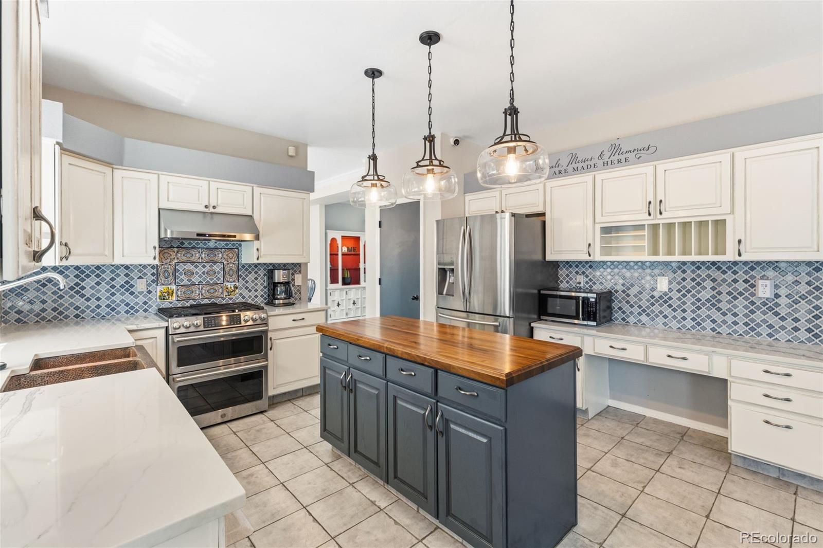 MLS Image #10 for 8925  edgefield drive,colorado springs, Colorado