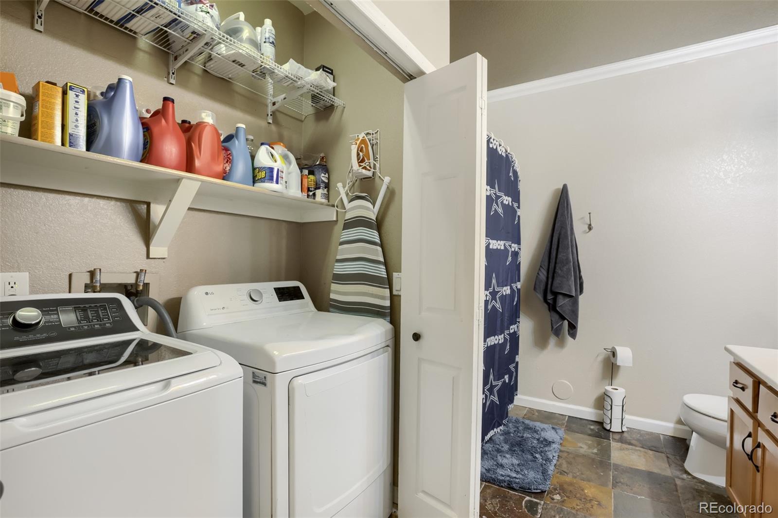 MLS Image #9 for 23400 e 5th drive,aurora, Colorado