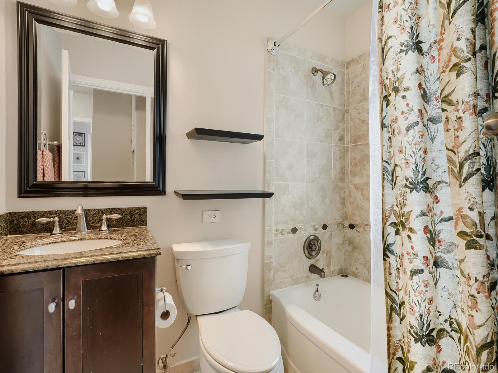 MLS Image #12 for 2805 n raleigh street,denver, Colorado