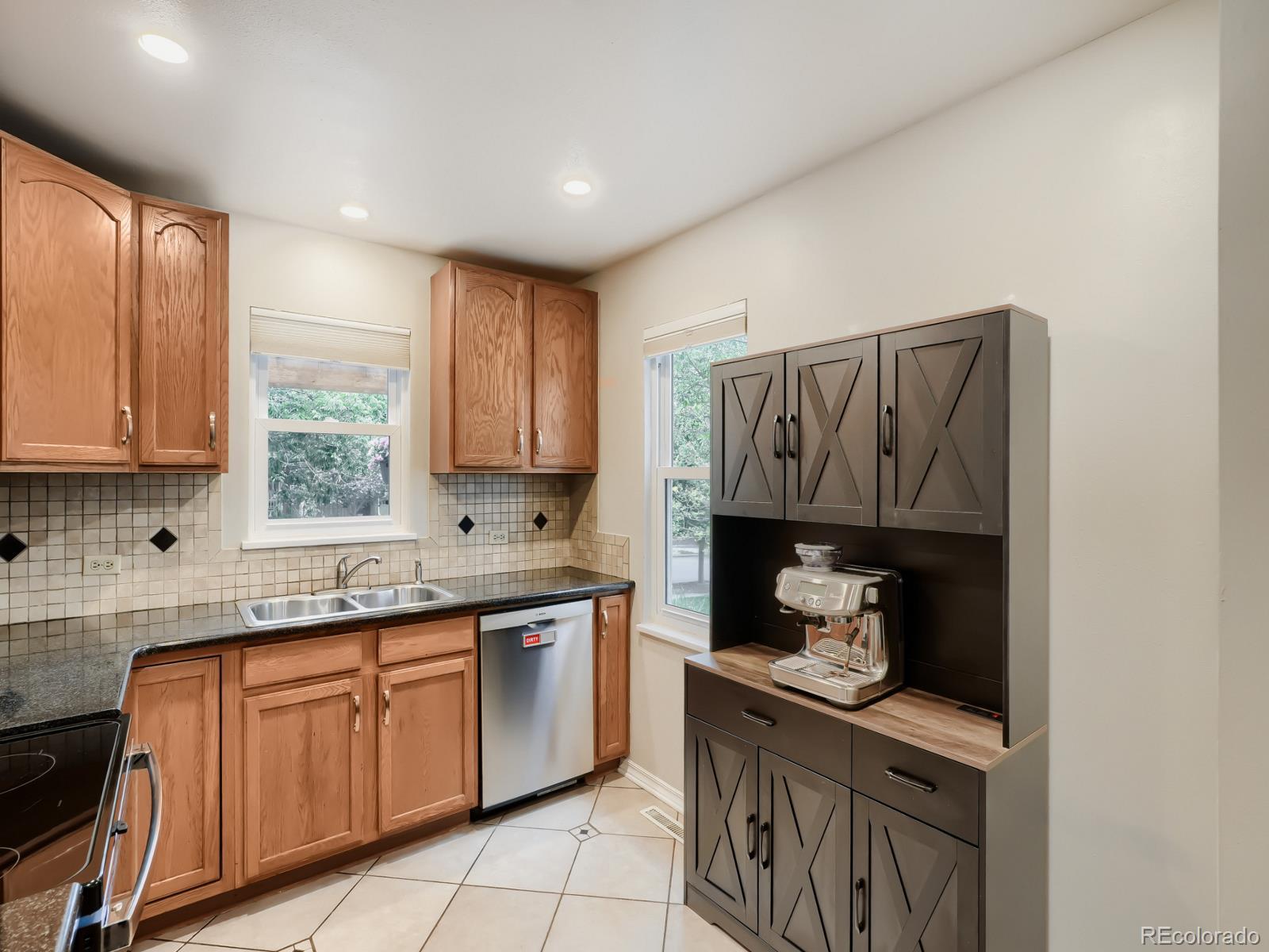 MLS Image #8 for 2805 n raleigh street,denver, Colorado