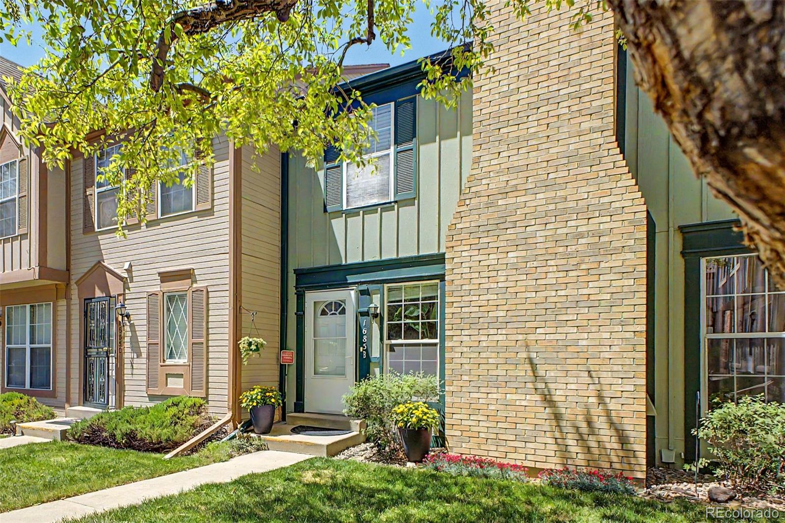 MLS Image #2 for 1685 s blackhawk way,aurora, Colorado