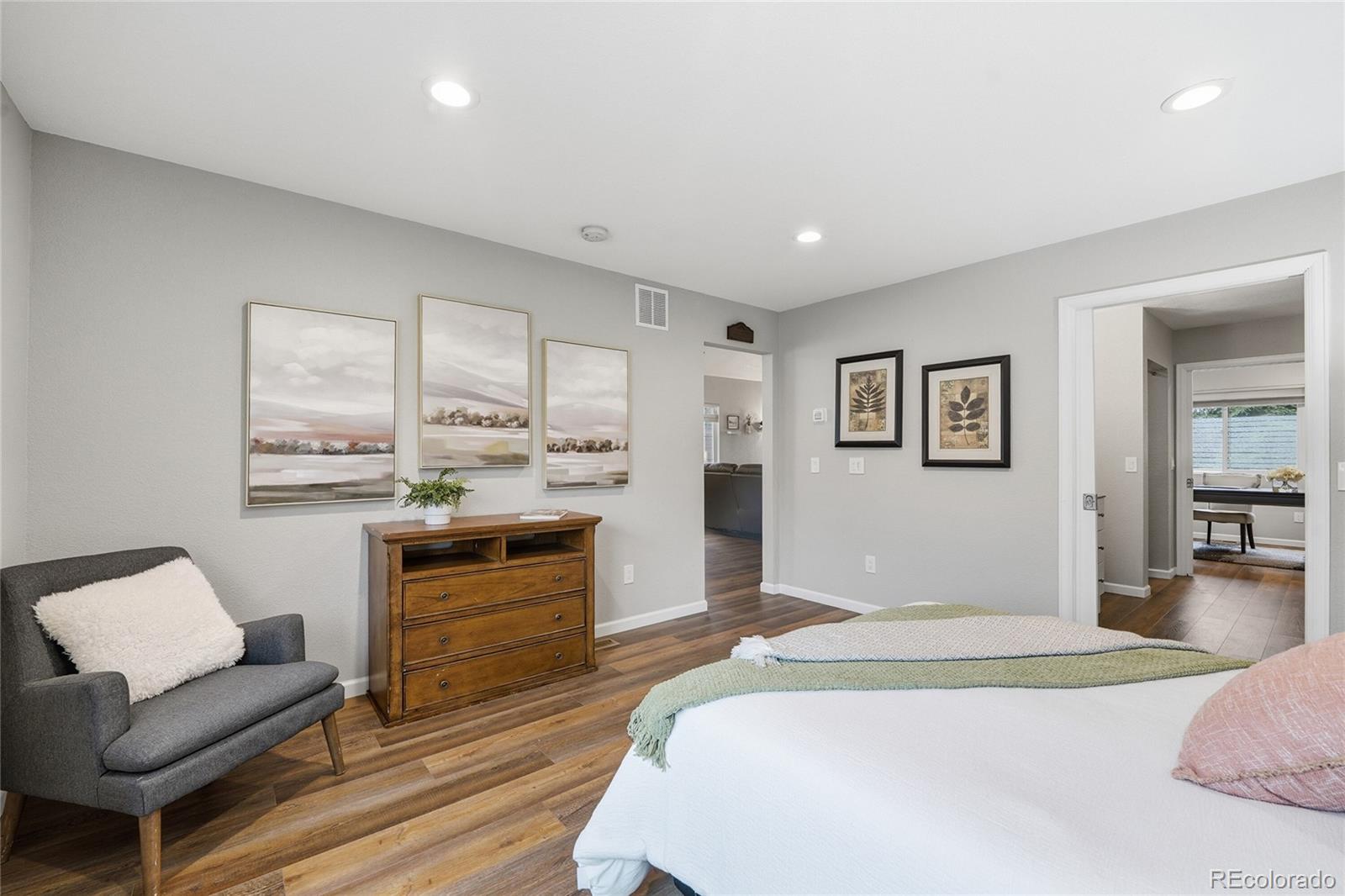 MLS Image #13 for 3148 e long circle,centennial, Colorado