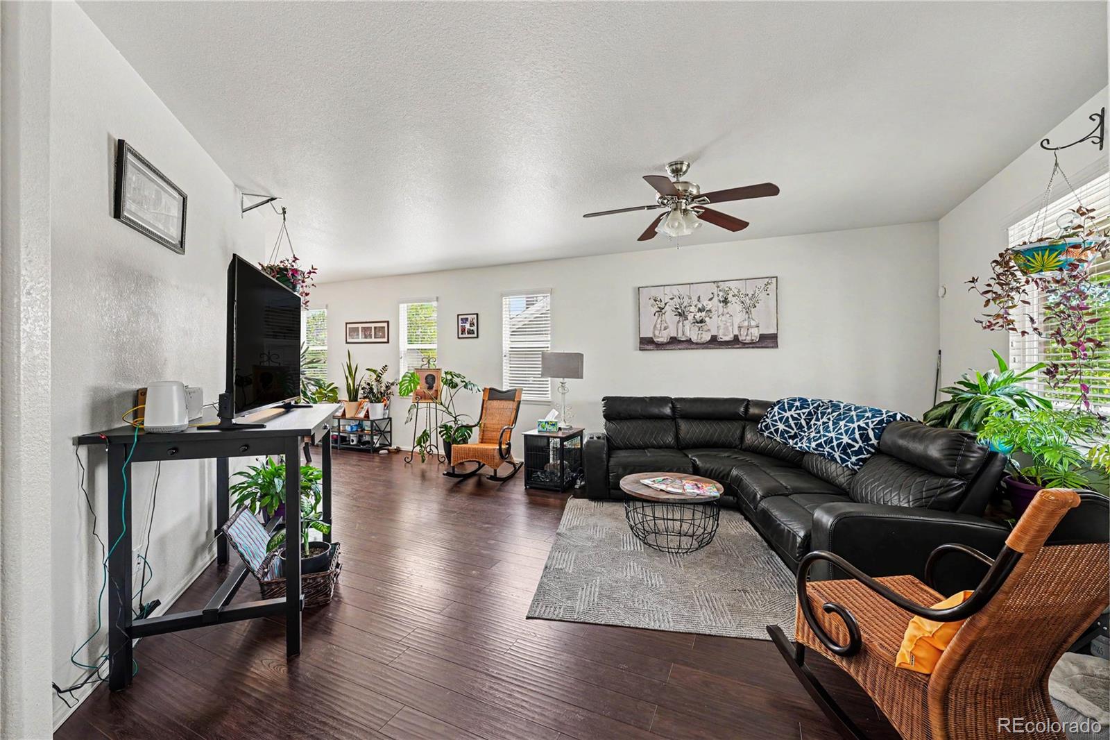 MLS Image #3 for 6116 n espana street,aurora, Colorado