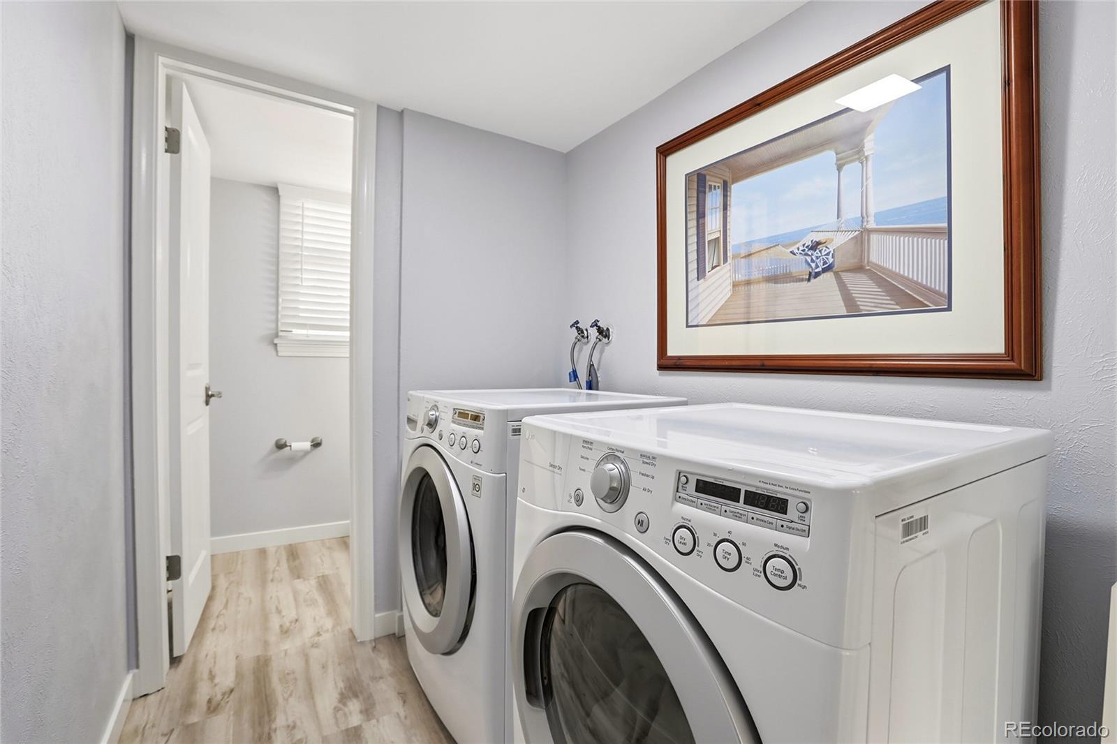 MLS Image #16 for 3945 s willow way,denver, Colorado