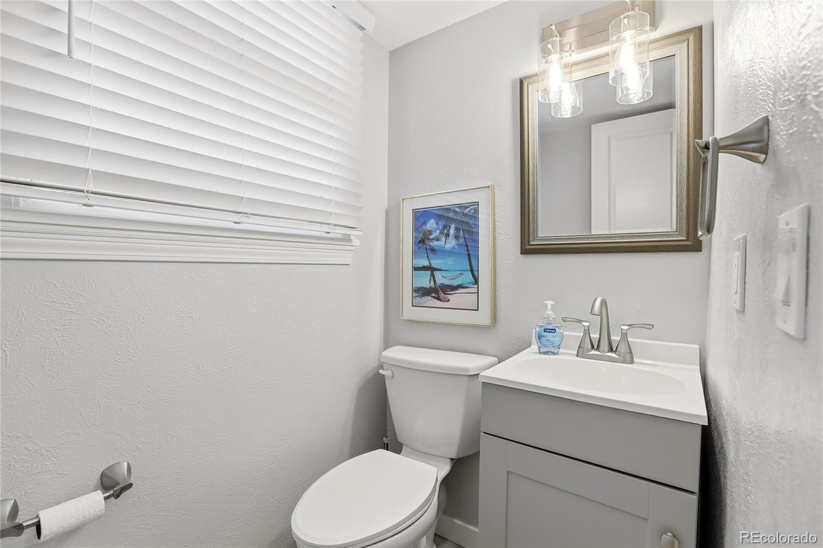 MLS Image #17 for 3945 s willow way,denver, Colorado