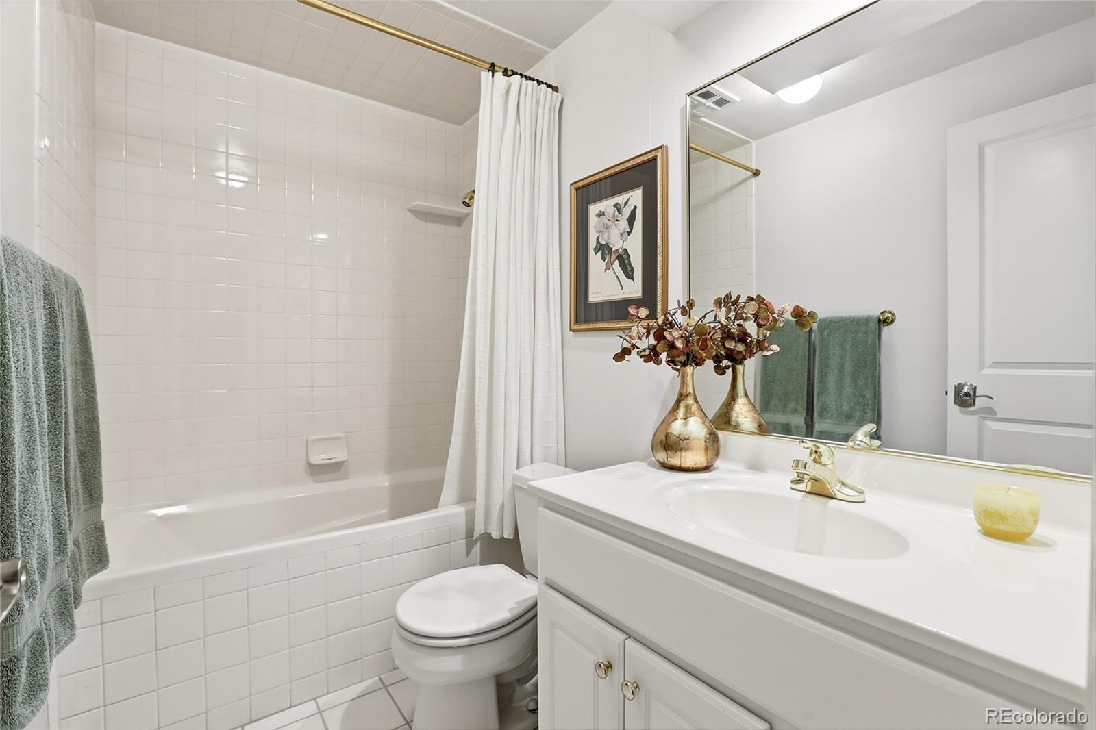 MLS Image #22 for 3945 s willow way,denver, Colorado