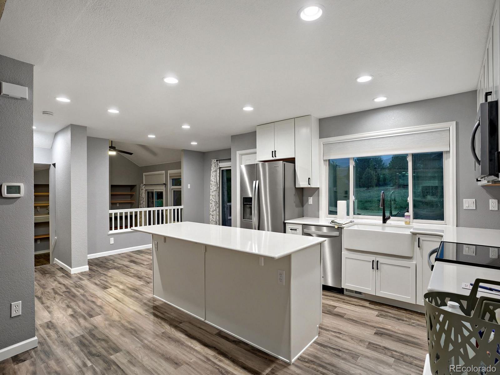 MLS Image #5 for 2439 s holman circle,lakewood, Colorado