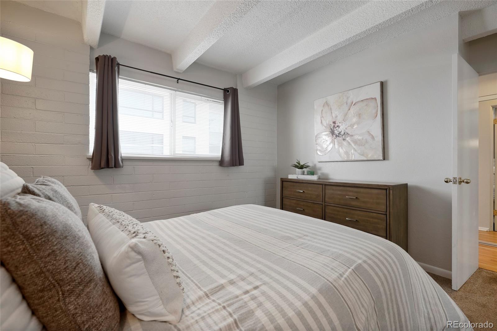 MLS Image #12 for 250 n pearl  206,denver, Colorado