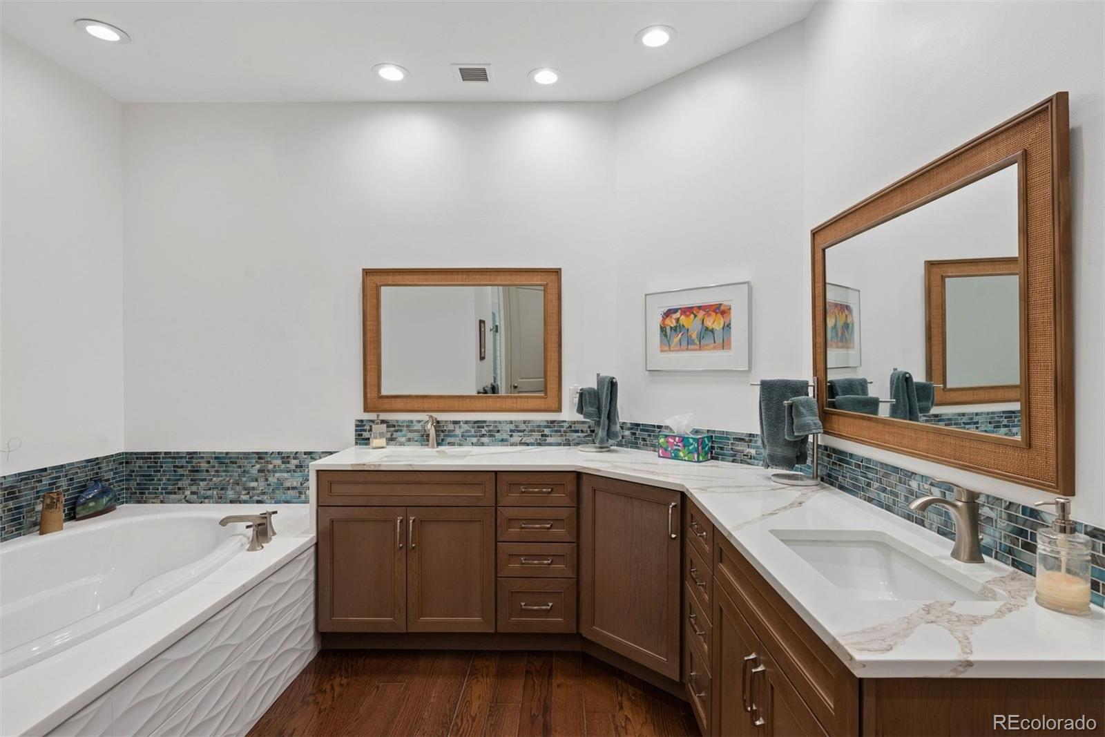 MLS Image #20 for 2500 e cherry creek south drive,denver, Colorado