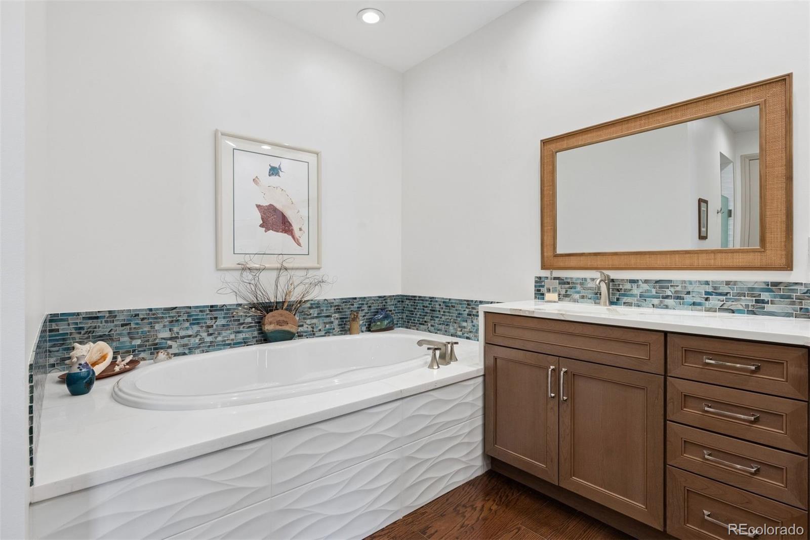 MLS Image #21 for 2500 e cherry creek south drive,denver, Colorado