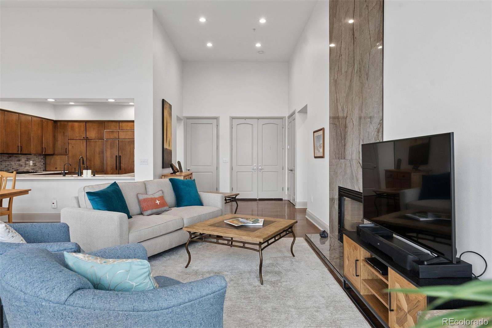 MLS Image #7 for 2500 e cherry creek south drive,denver, Colorado