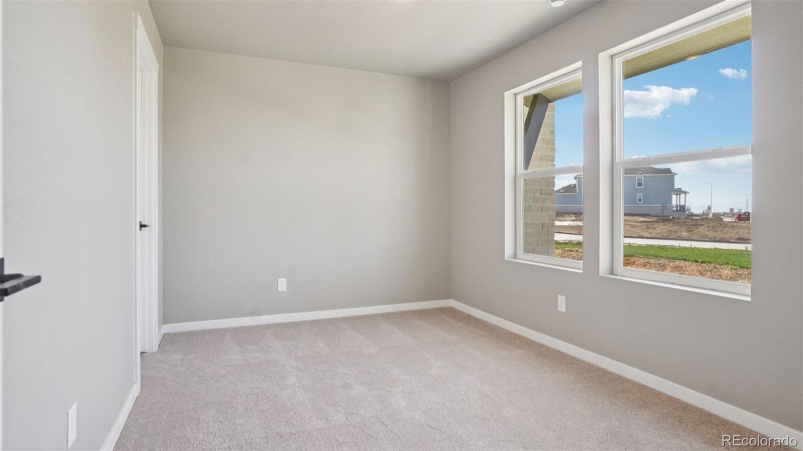MLS Image #4 for 24121 e 54th place,aurora, Colorado