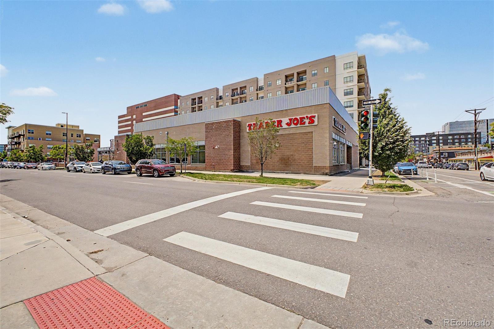 MLS Image #28 for 1136  logan street 8,denver, Colorado