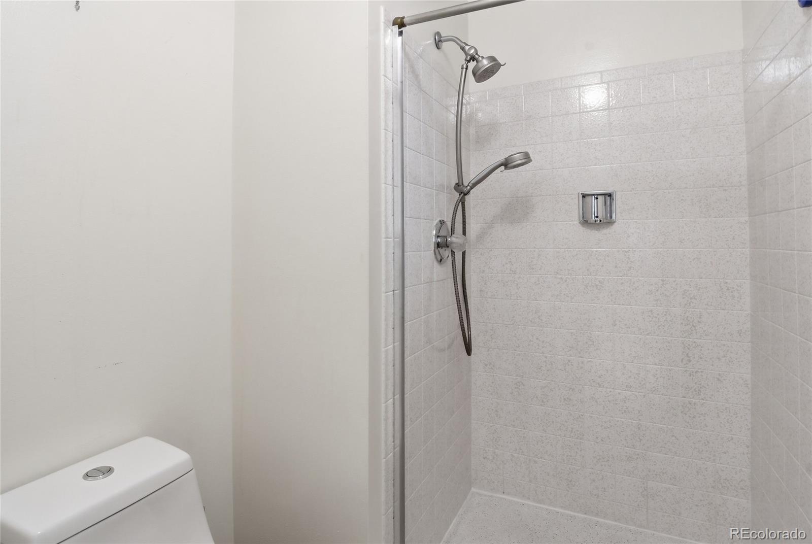 MLS Image #27 for 6043 s glencoe way,centennial, Colorado