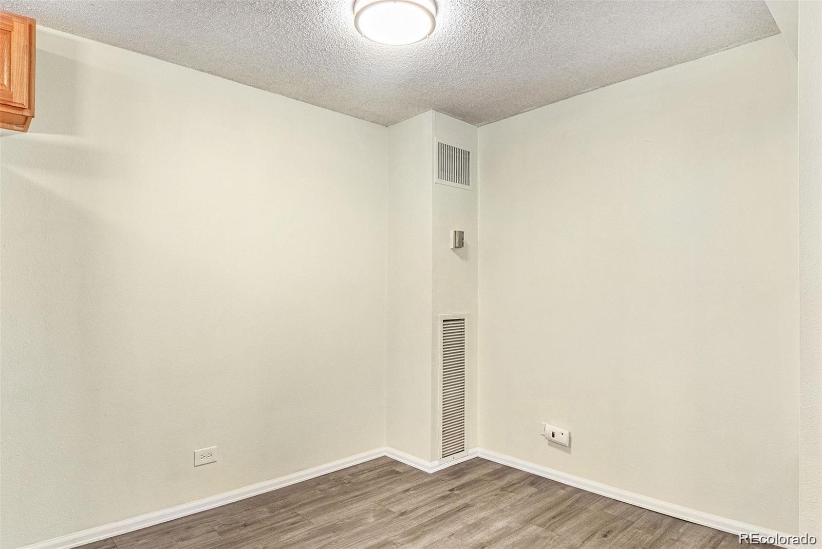 MLS Image #8 for 2375 s linden court,denver, Colorado