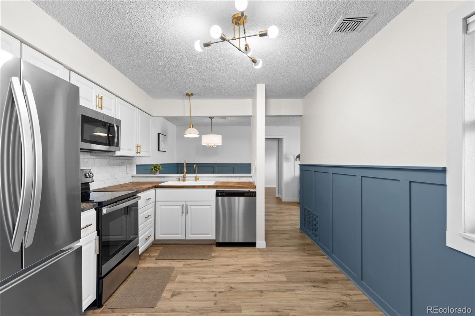 MLS Image #0 for 2330 e fremont avenue,littleton, Colorado