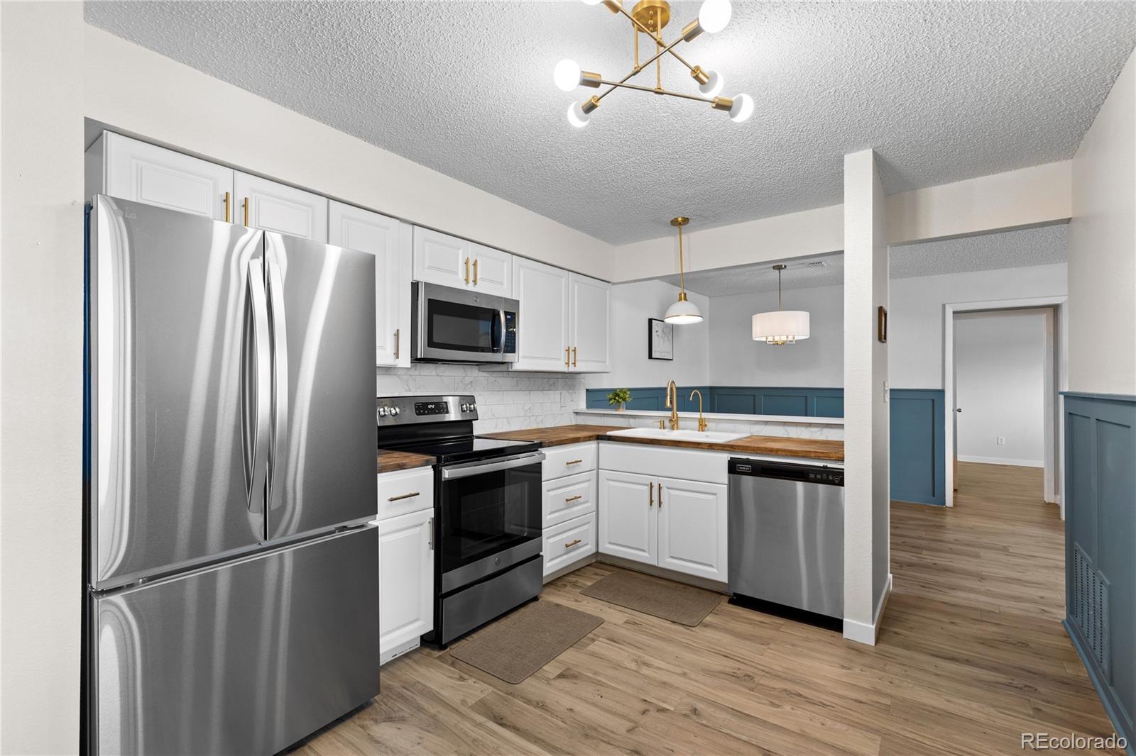 MLS Image #12 for 2330 e fremont avenue,littleton, Colorado