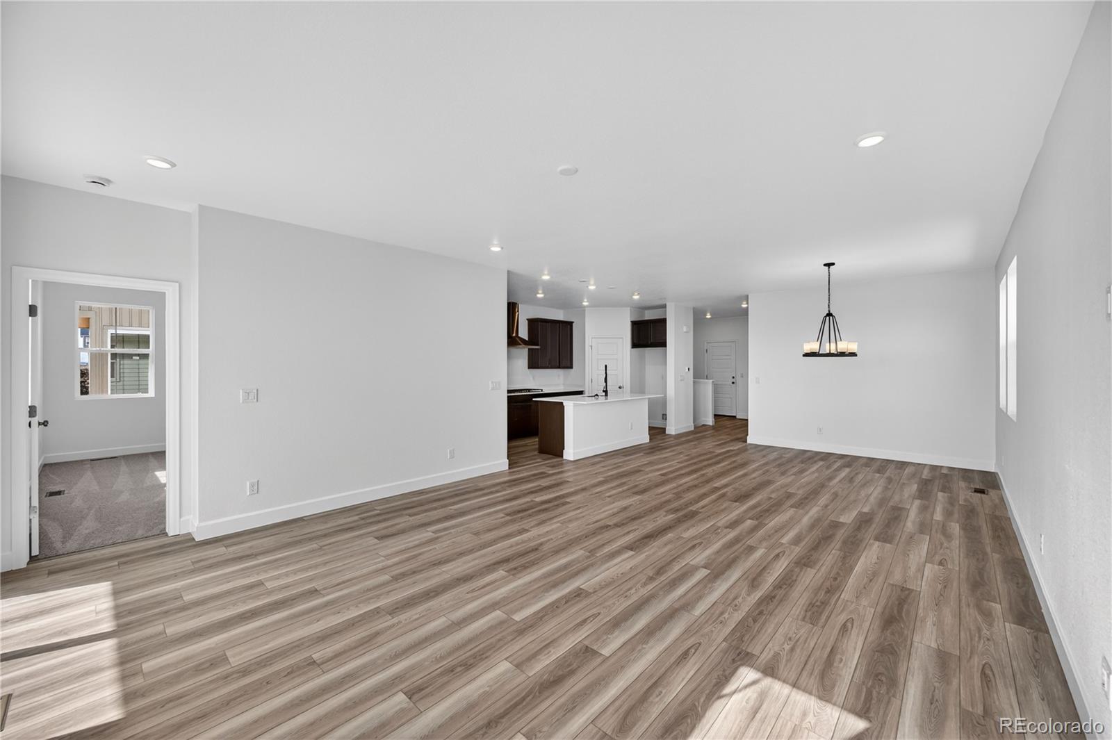 MLS Image #11 for 3310 n denali street,aurora, Colorado