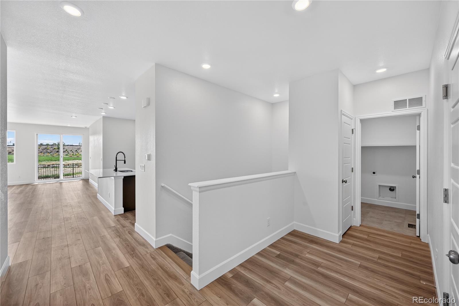 MLS Image #12 for 3310 n denali street,aurora, Colorado