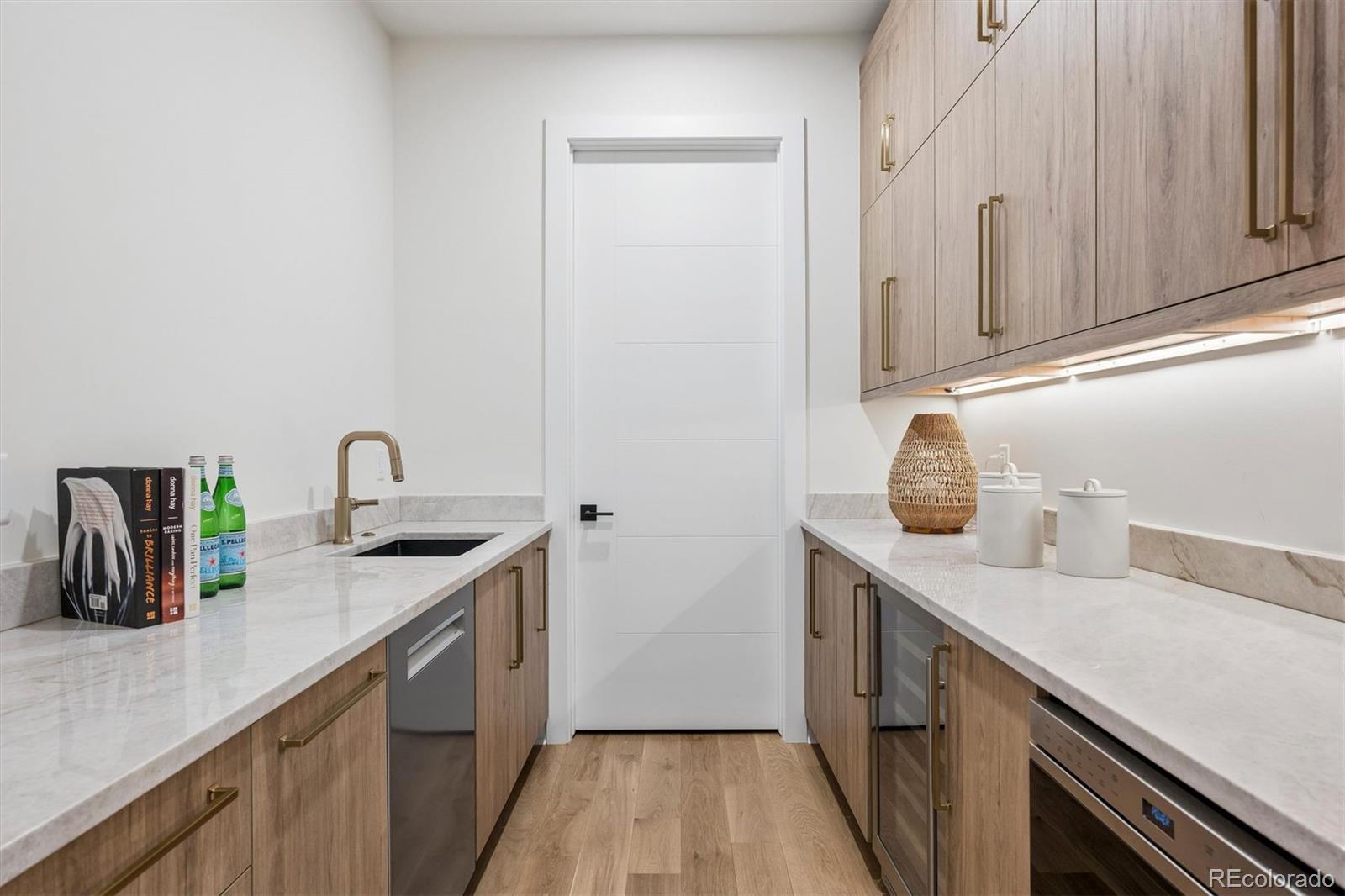 MLS Image #16 for 2821 e cedar avenue,denver, Colorado
