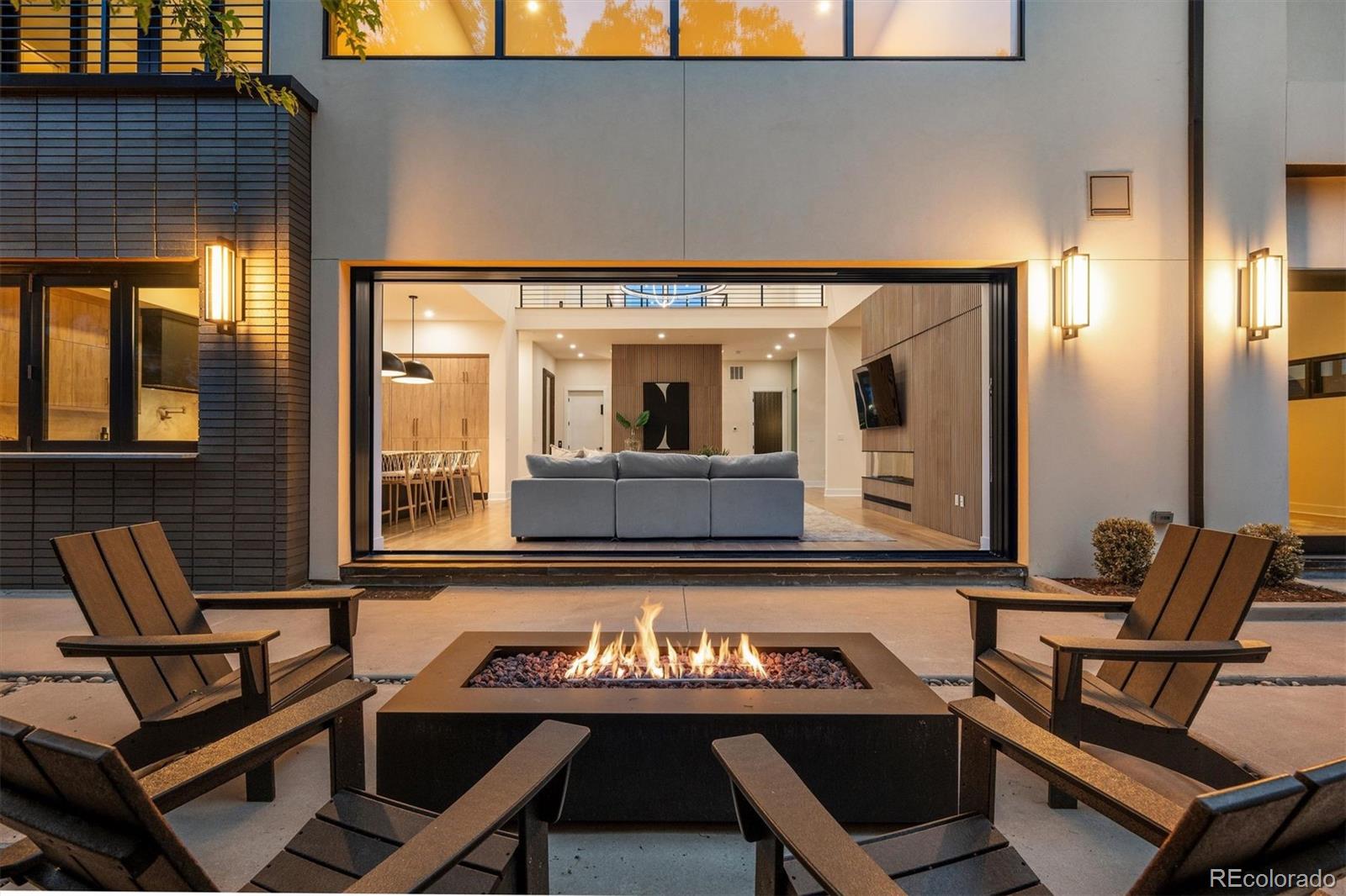 MLS Image #4 for 2821 e cedar avenue,denver, Colorado
