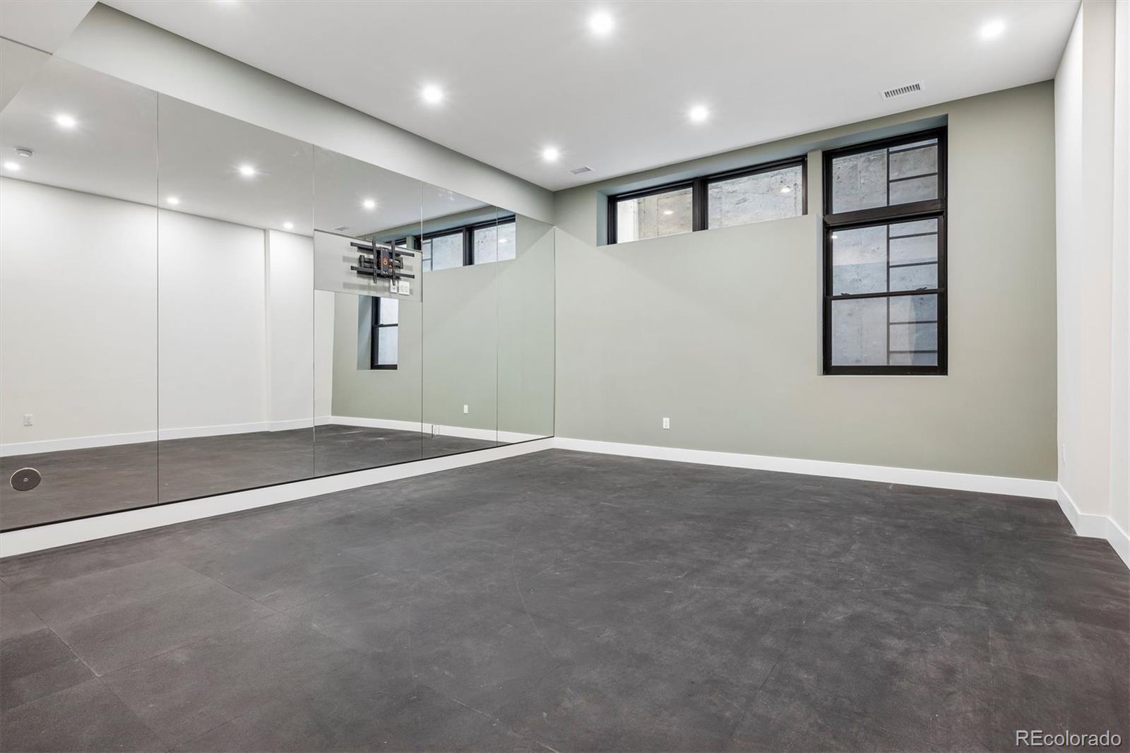 MLS Image #40 for 2821 e cedar avenue,denver, Colorado